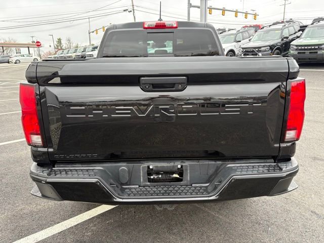Used 2023 Chevrolet Colorado Z71 w/ Z71 Convenience Package 2 image 4