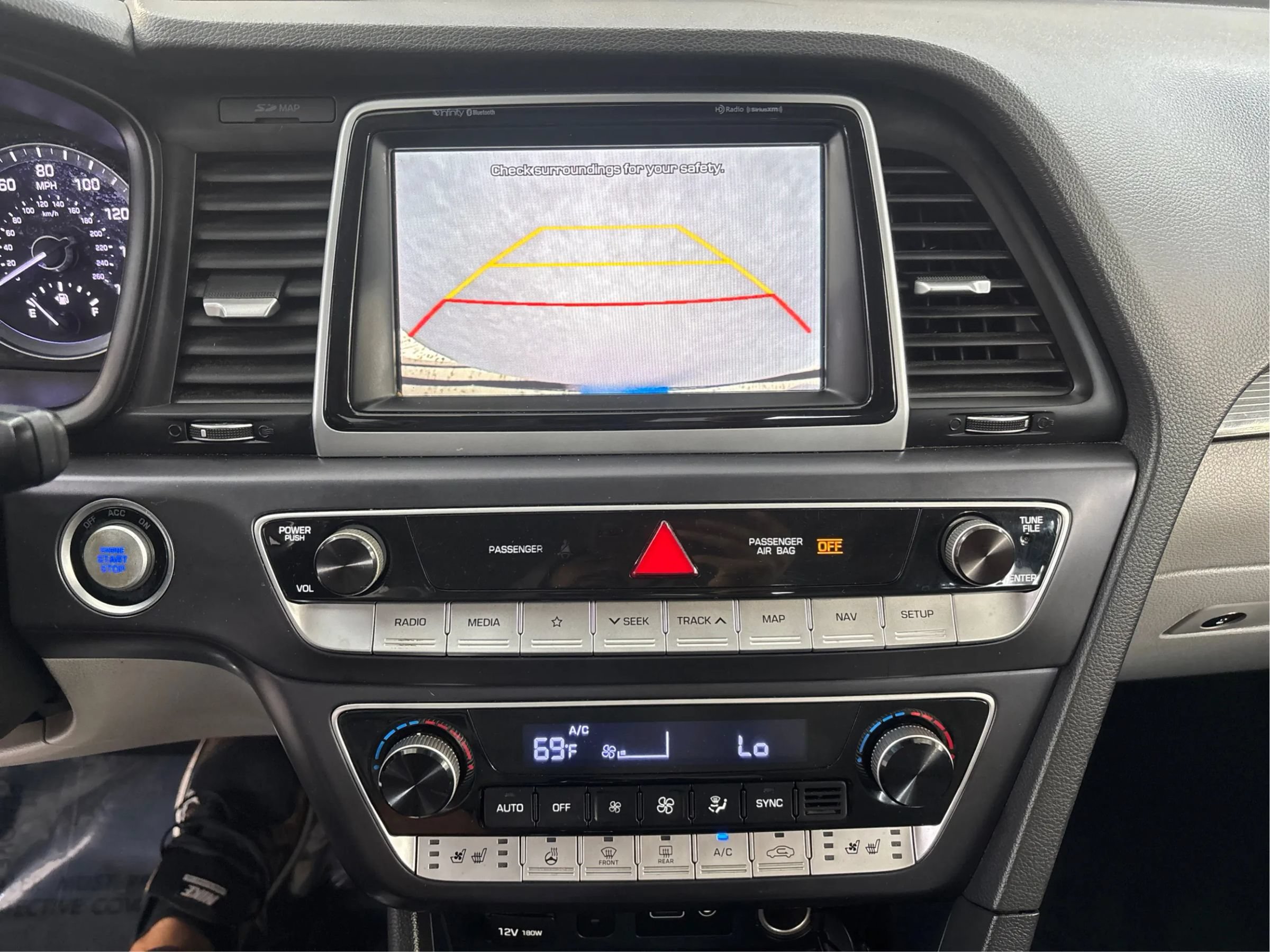 Used 2018 Hyundai Sonata Limited w/ Limited Ultimate Package 03 FWD image 36