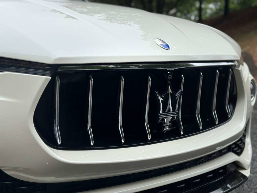 Used 2018 Maserati Levante S GranSport AWD/4WD image 17