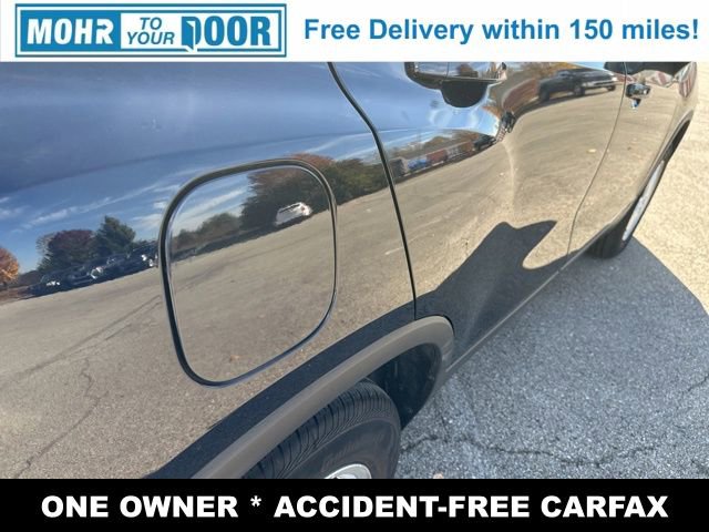 Used 2022 Chevrolet Trax LT w/ LT Convenience Package image 10