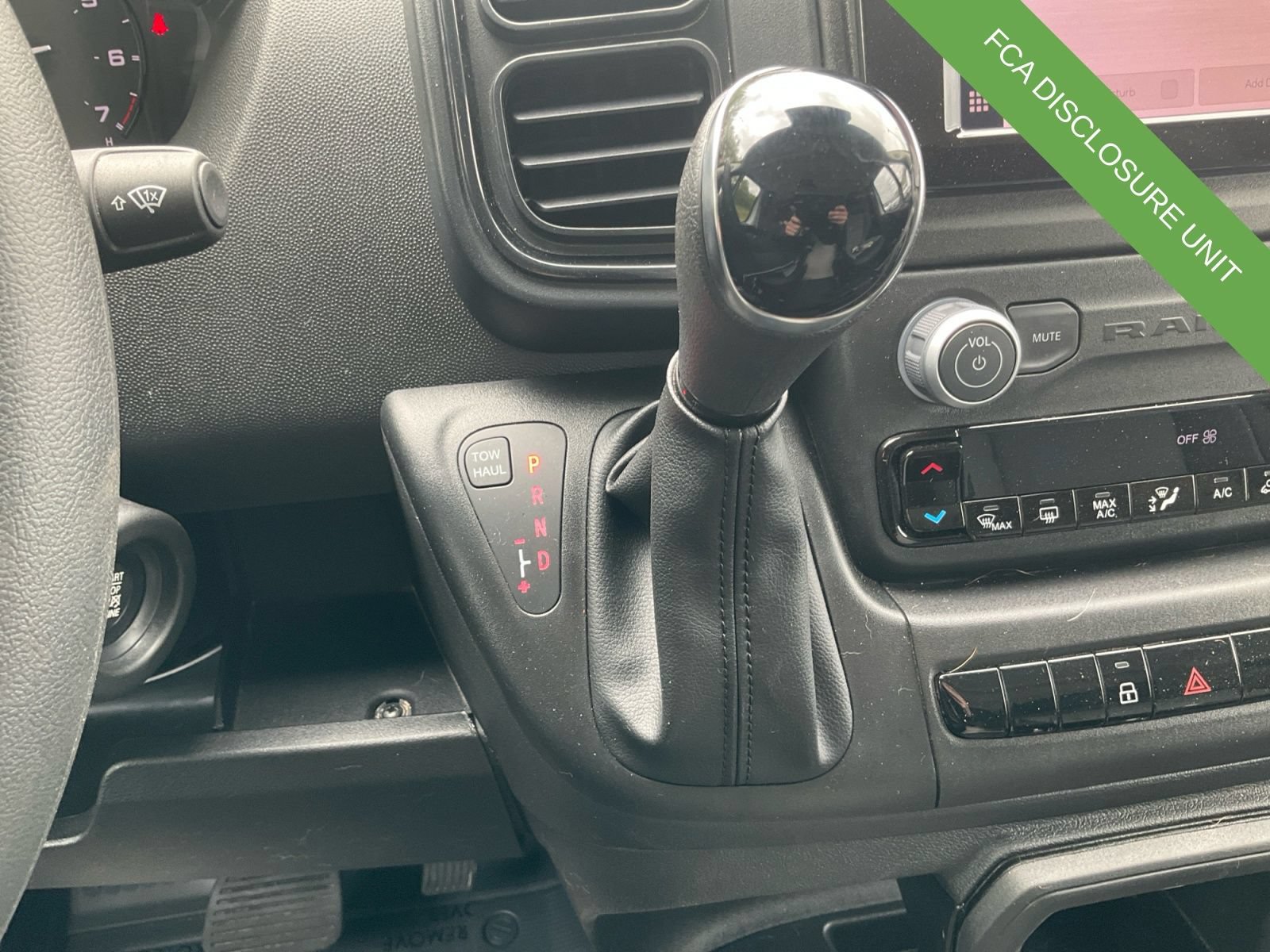 Used 2025 RAM ProMaster 1500 w/ Convenience Group FWD image 19