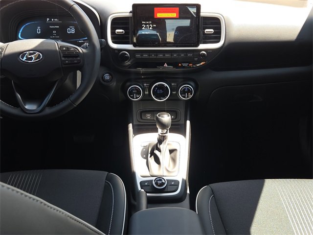 New 2025 Hyundai Venue Limited image 8