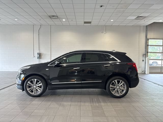 Certified 2024 Cadillac XT5 Premium Luxury FWD image 2