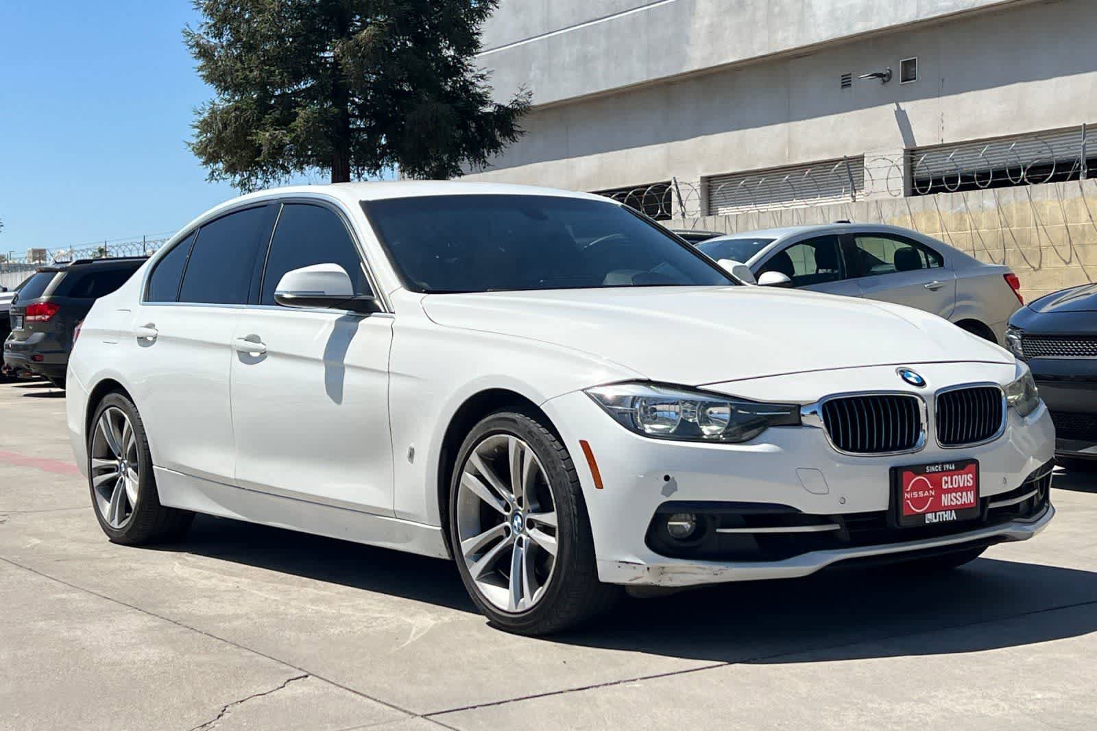 Used 2017 BMW 330e RWD image 10
