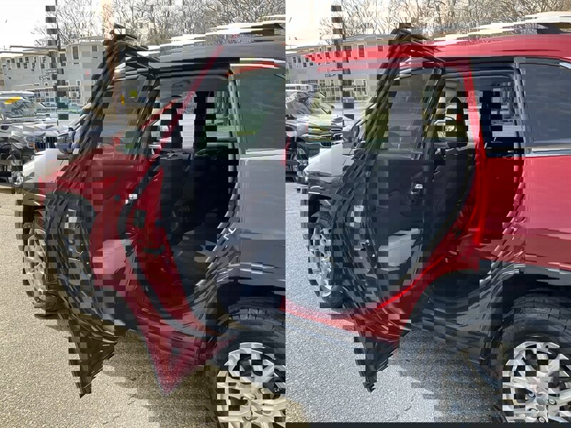 Used 2014 Jeep Cherokee Latitude w/ Comfort/Convenience Group image 14