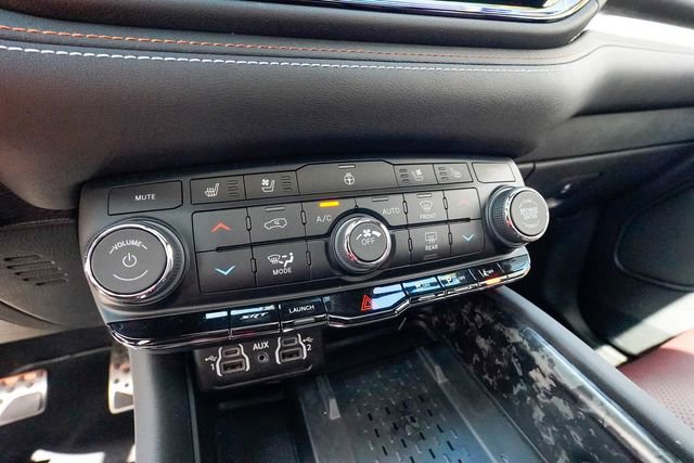 Used 2025 Dodge Durango SRT Hellcat AWD/4WD image 65
