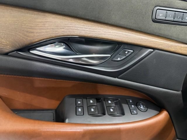 Used 2019 Cadillac Escalade ESV Premium Luxury AWD/4WD image 13