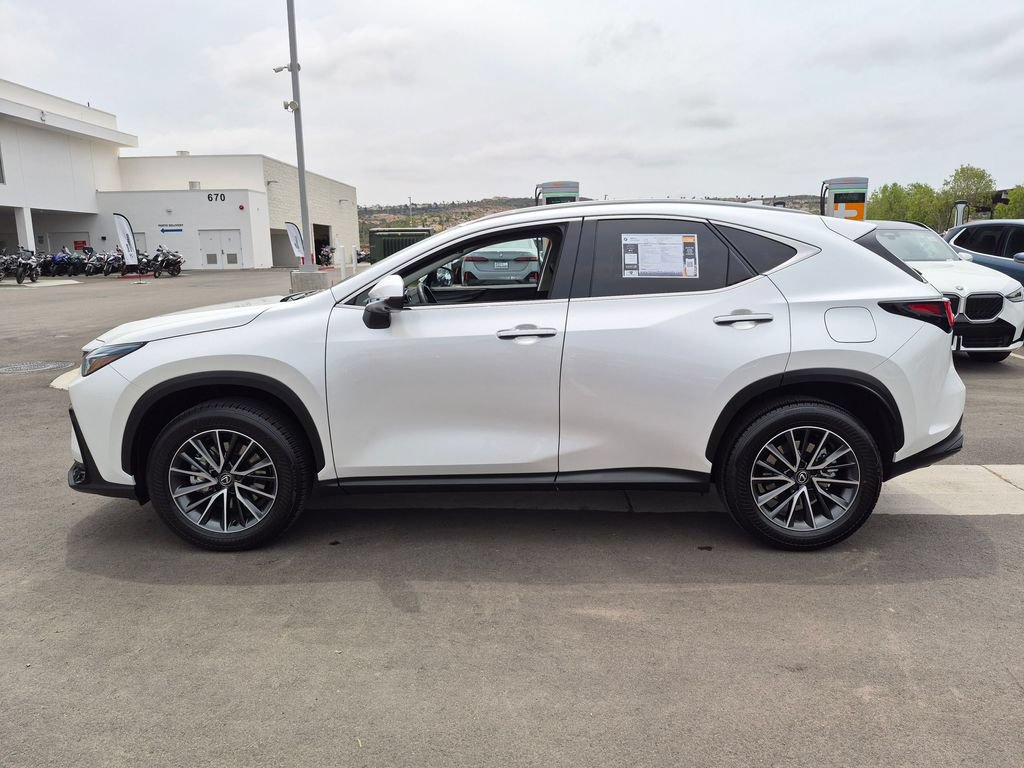 Used 2025 Lexus NX 350h AWD w/ Accessory Package (2T) image 5