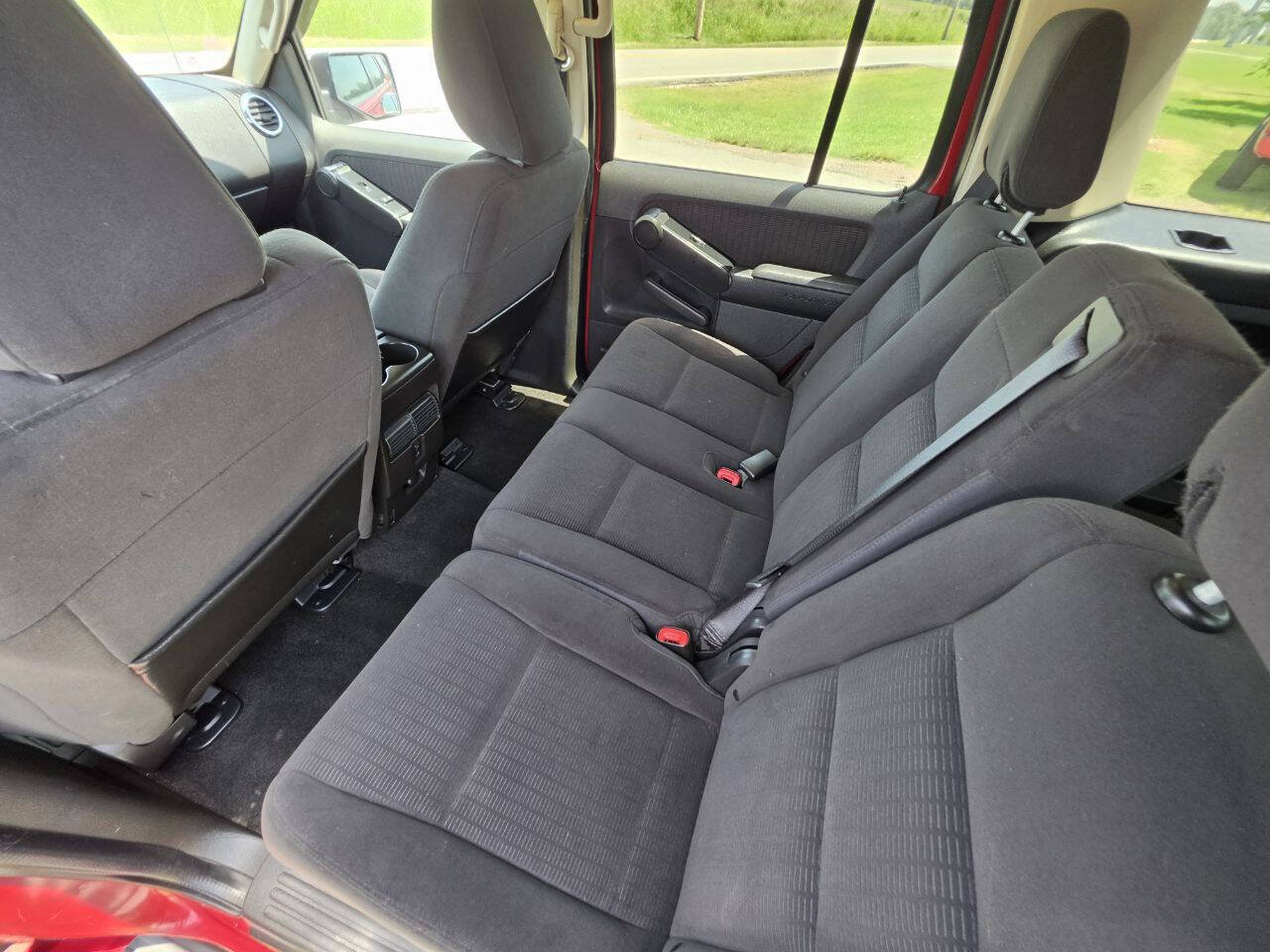 Used 2010 Ford Explorer XLT AWD/4WD image 5