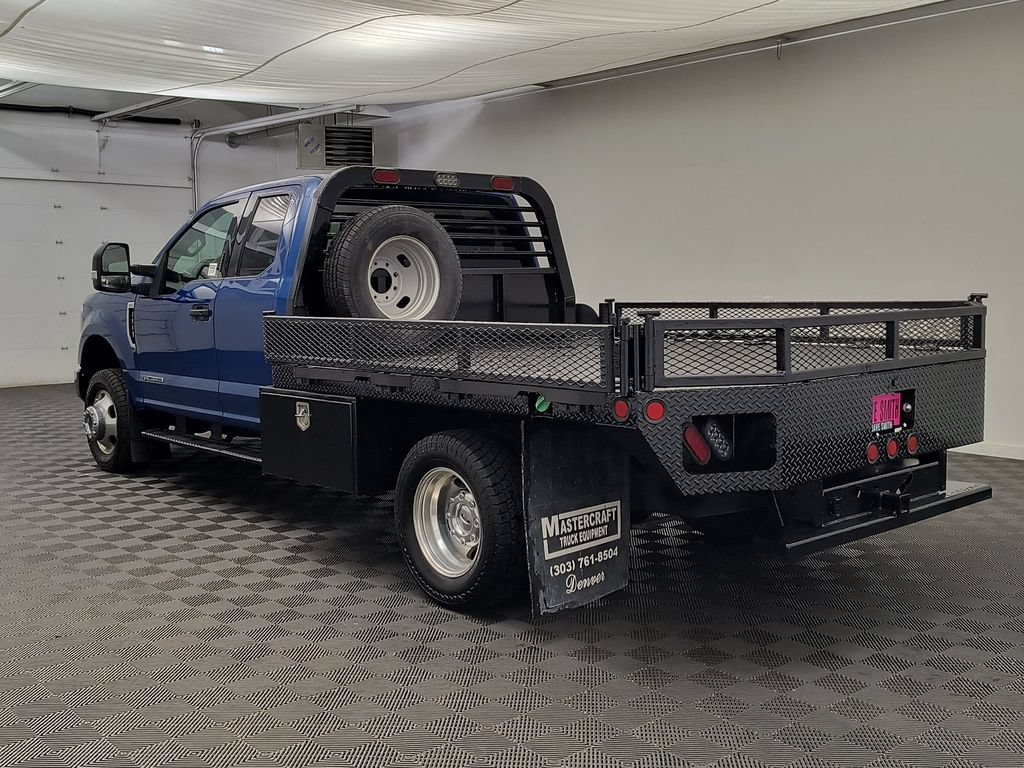 Used 2022 Ford F350 XLT w/ XLT Value Package AWD/4WD image 3