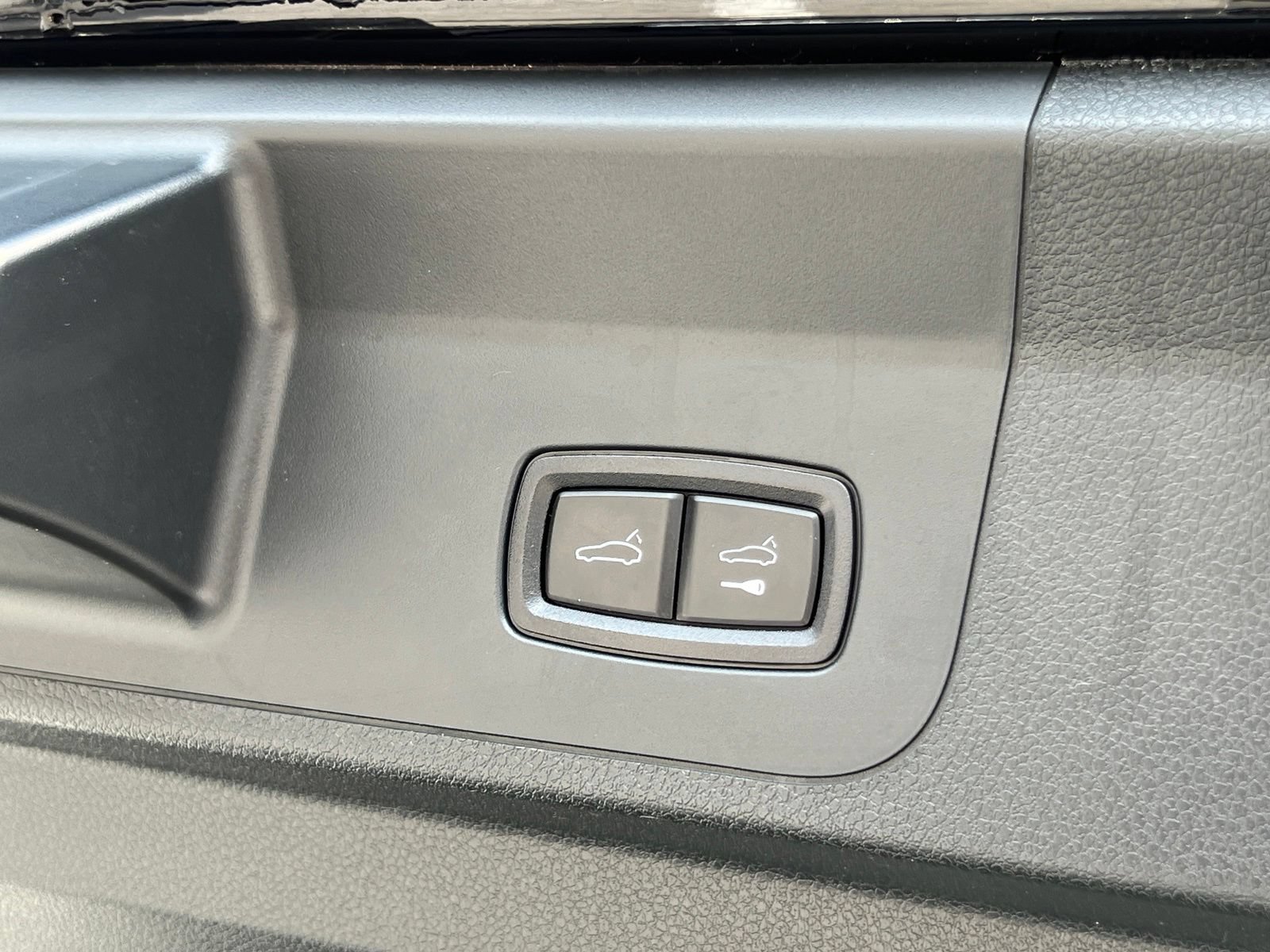 Certified 2018 Porsche Panamera 4S AWD/4WD image 23