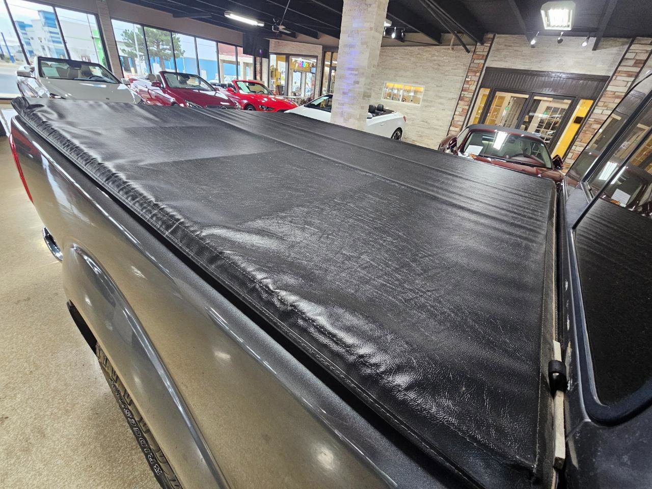 Used 2017 Nissan Frontier SV image 15