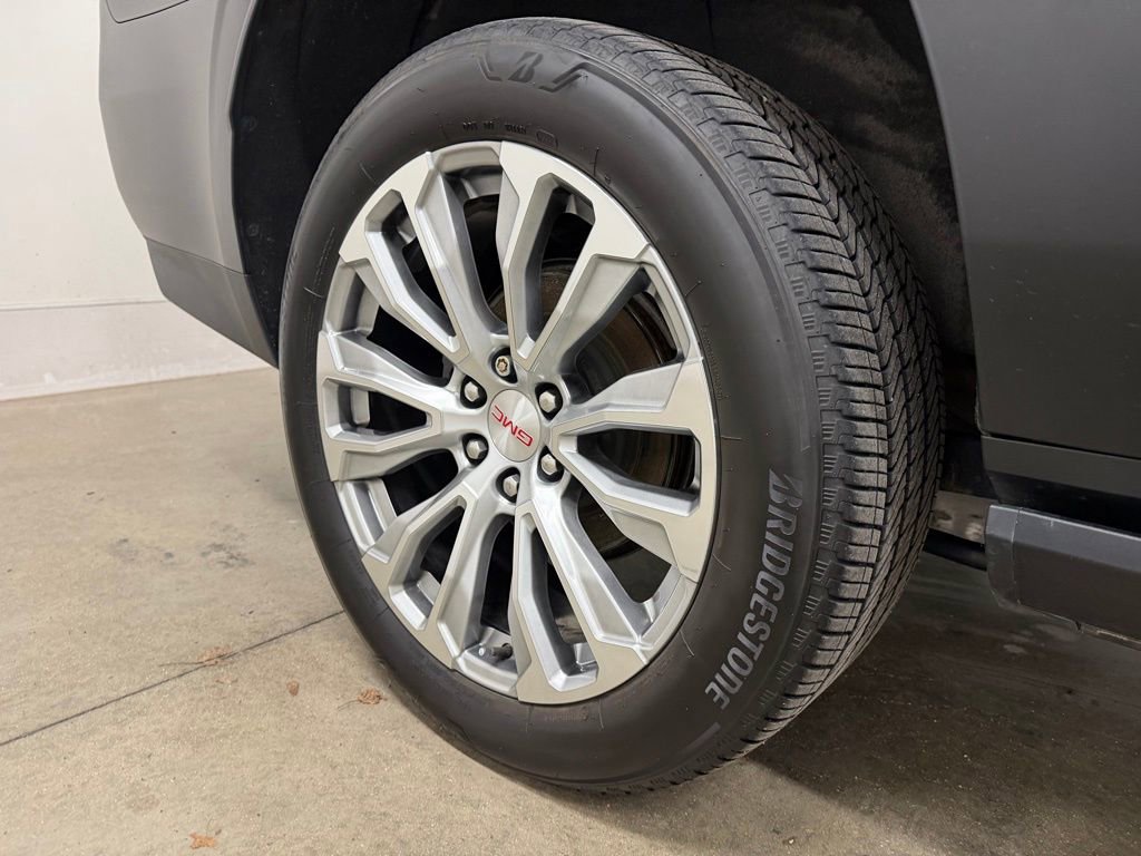 Certified 2022 GMC Yukon XL Denali AWD/4WD image 9