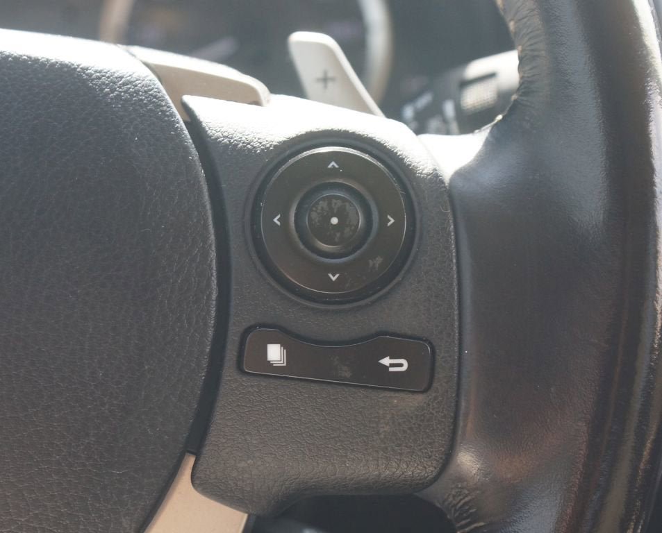 Used 2016 Lexus IS 200t RWD image 10