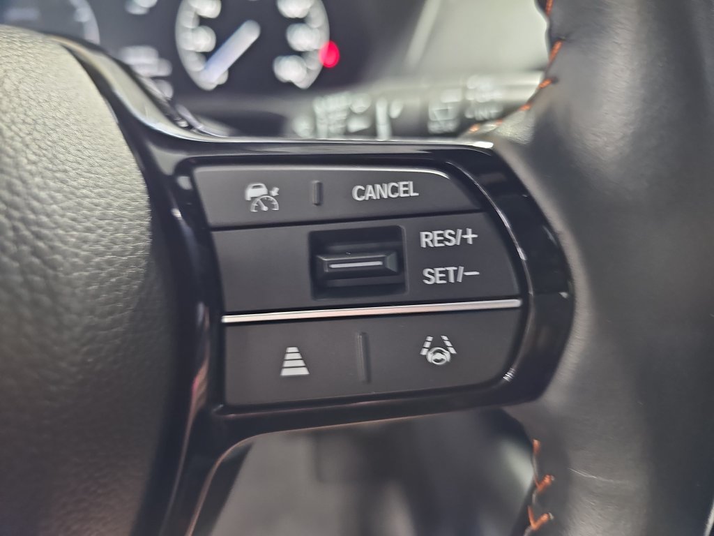 Used 2024 Honda HR-V Sport image 17