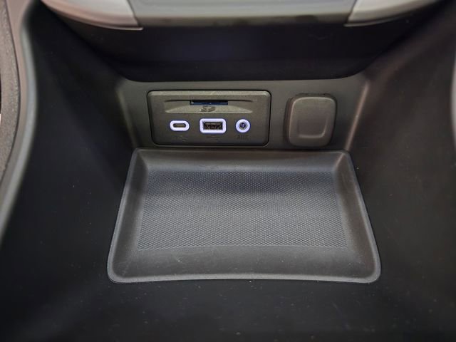Used 2022 GMC Terrain AT4 w/ LPO, Floor Liner Package image 21
