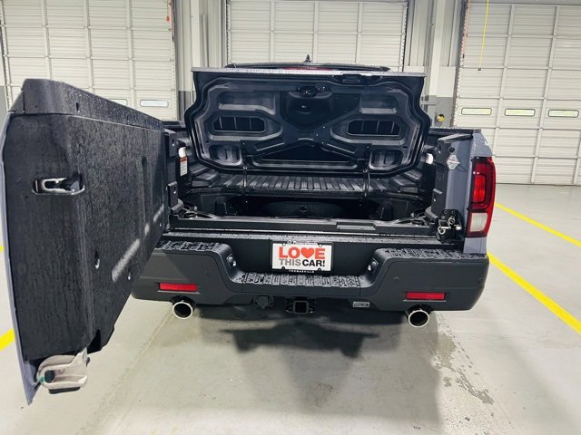 New 2026 Honda Ridgeline Black Edition image 13