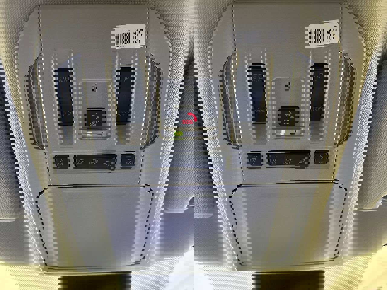 New 2026 Toyota Highlander Limited image 16