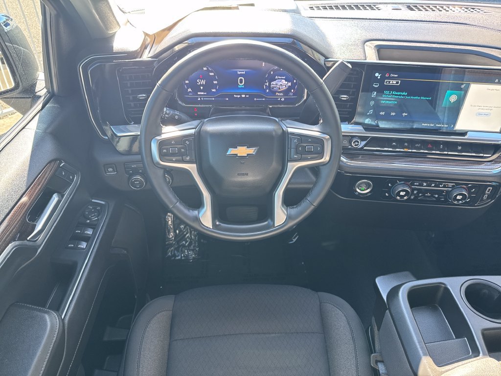 Used 2024 Chevrolet Silverado 1500 LT AWD/4WD image 13