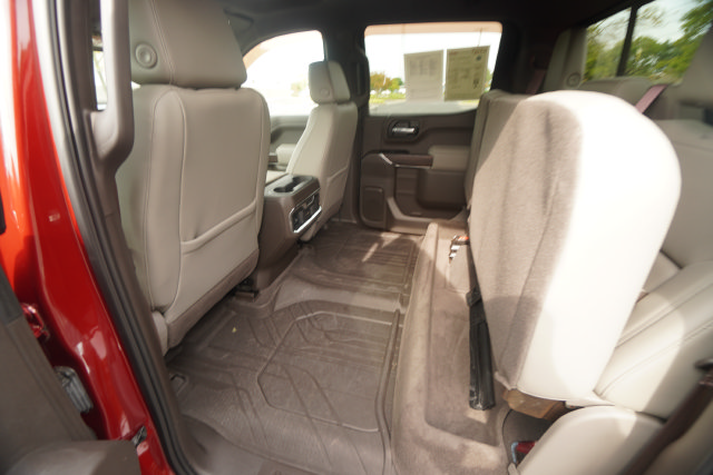 Used 2019 GMC Sierra 1500 SLT w/ SLT Premium Plus Package AWD/4WD image 32