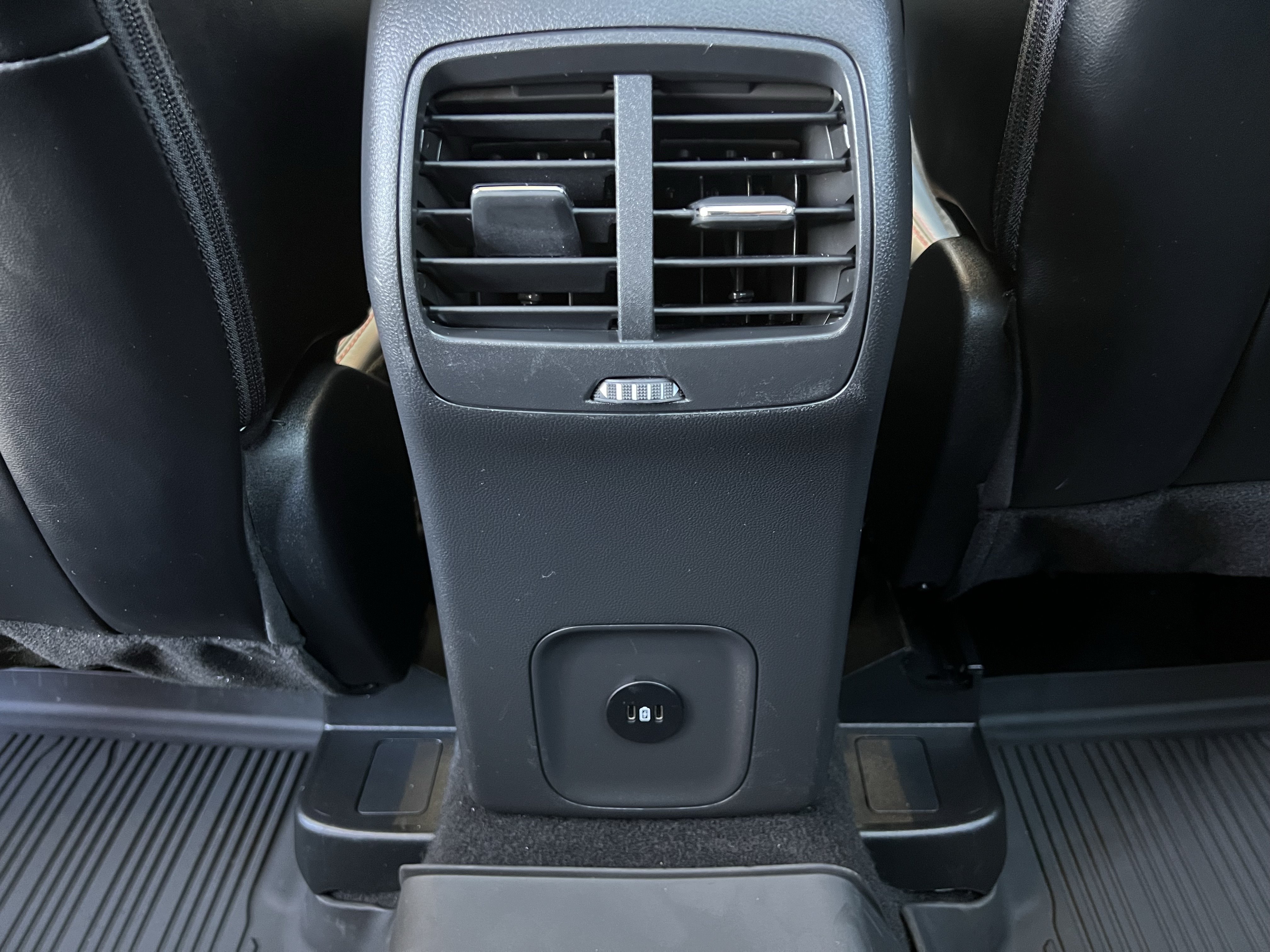 Used 2024 Ford Escape ST-Line w/ Tech Pack #1 AWD/4WD image 42