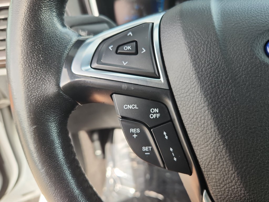 Used 2020 Ford Fusion Titanium FWD image 21