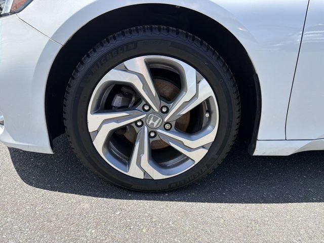 Used 2020 Honda Accord EX image 32