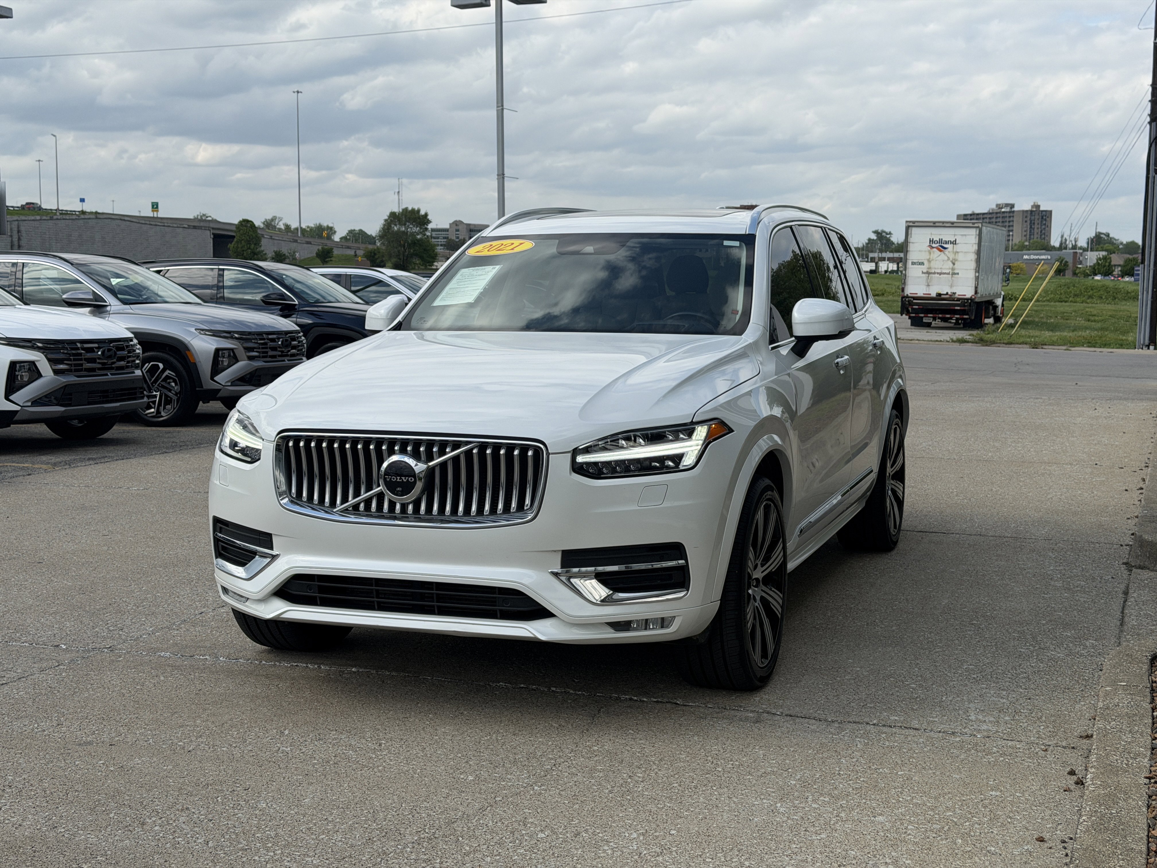 Used 2021 Volvo XC90 T6 Inscription w/ Advanced Package AWD/4WD image 16