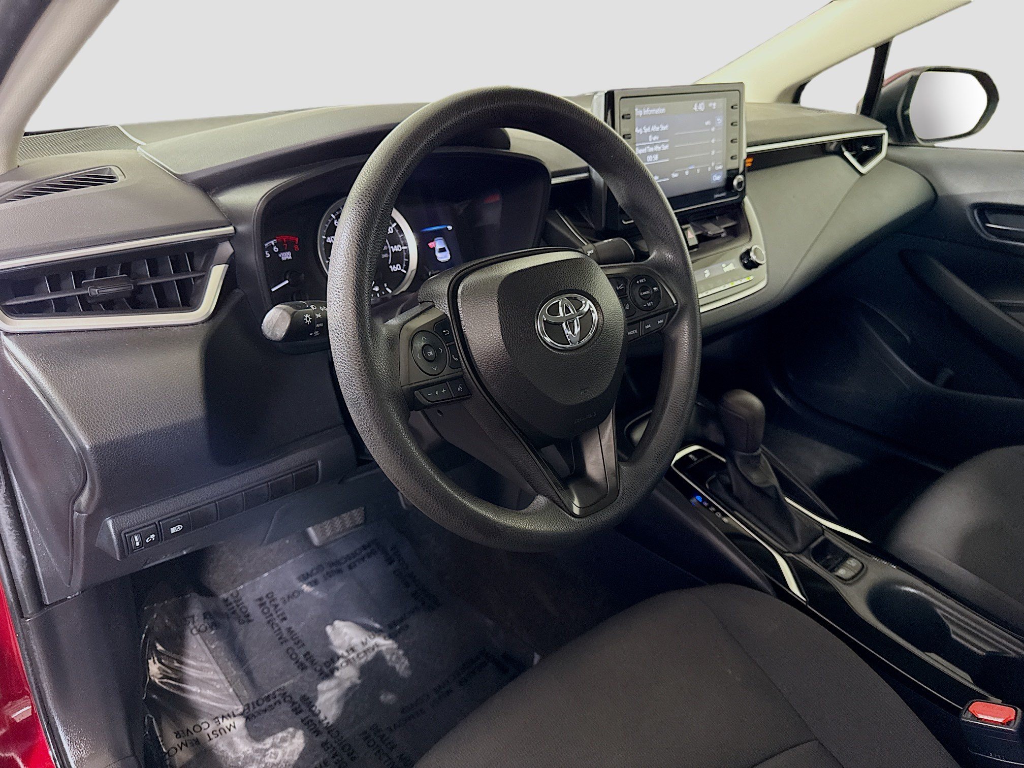 Used 2022 Toyota Corolla LE FWD image 22