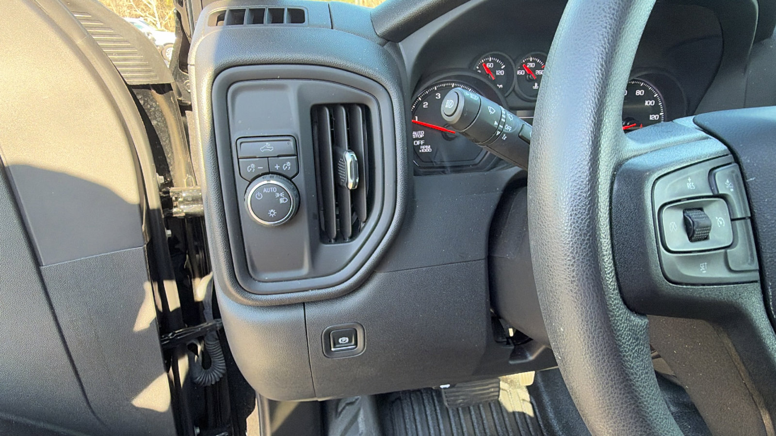 Used 2026 Chevrolet Silverado 1500 W/T w/ WT Value Package image 18