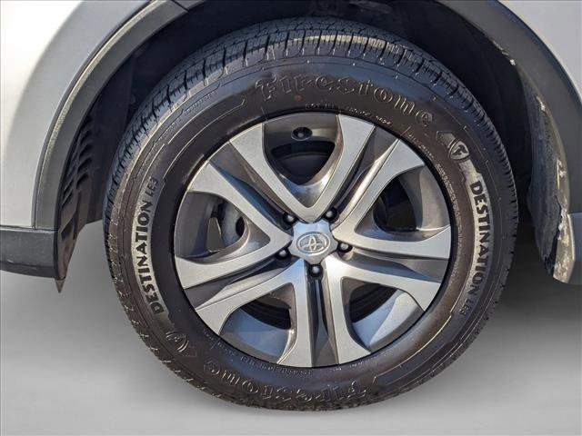 Used 2017 Toyota RAV4 LE image 23