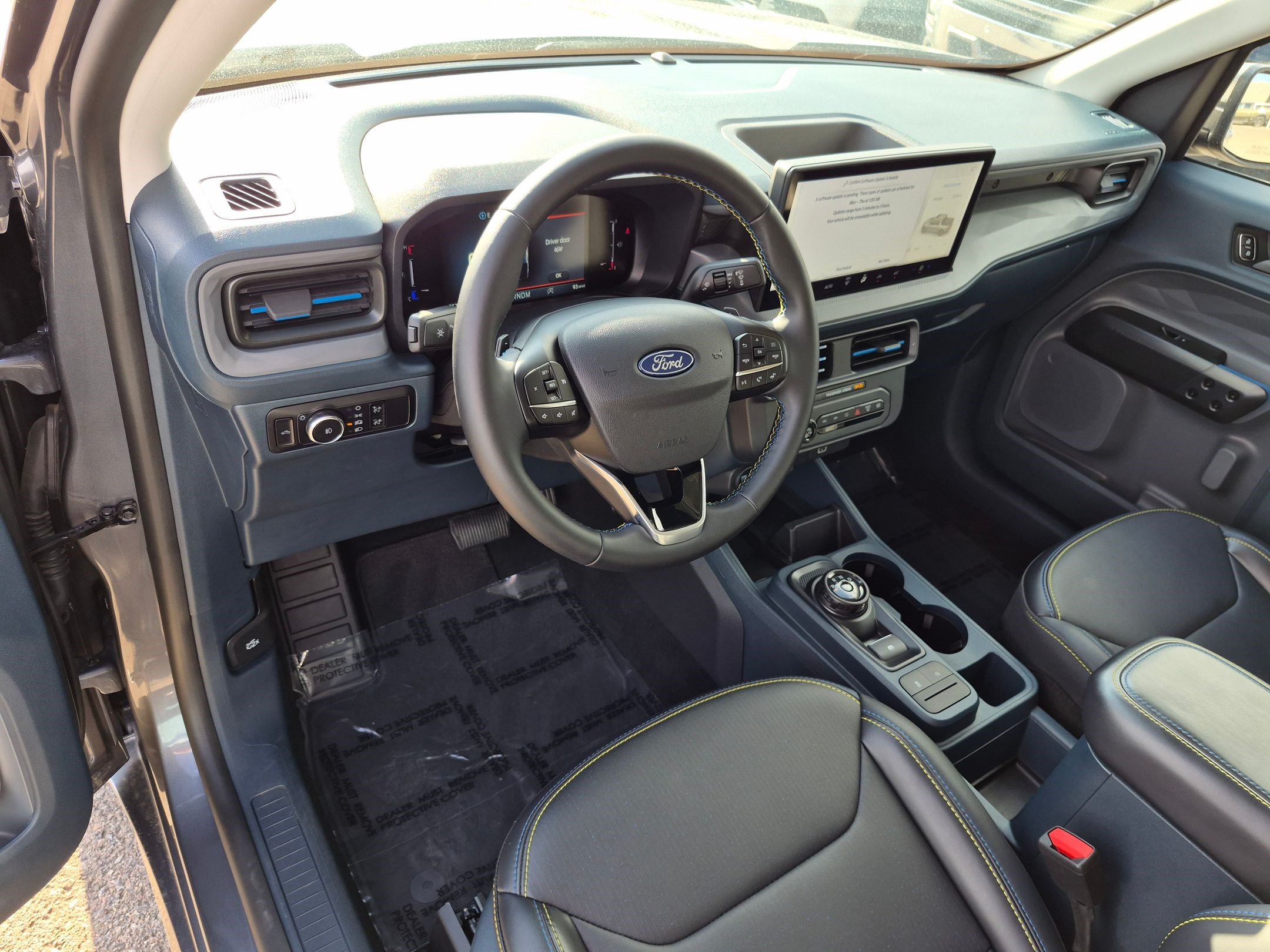Used 2025 Ford Maverick Lobo AWD/4WD image 14