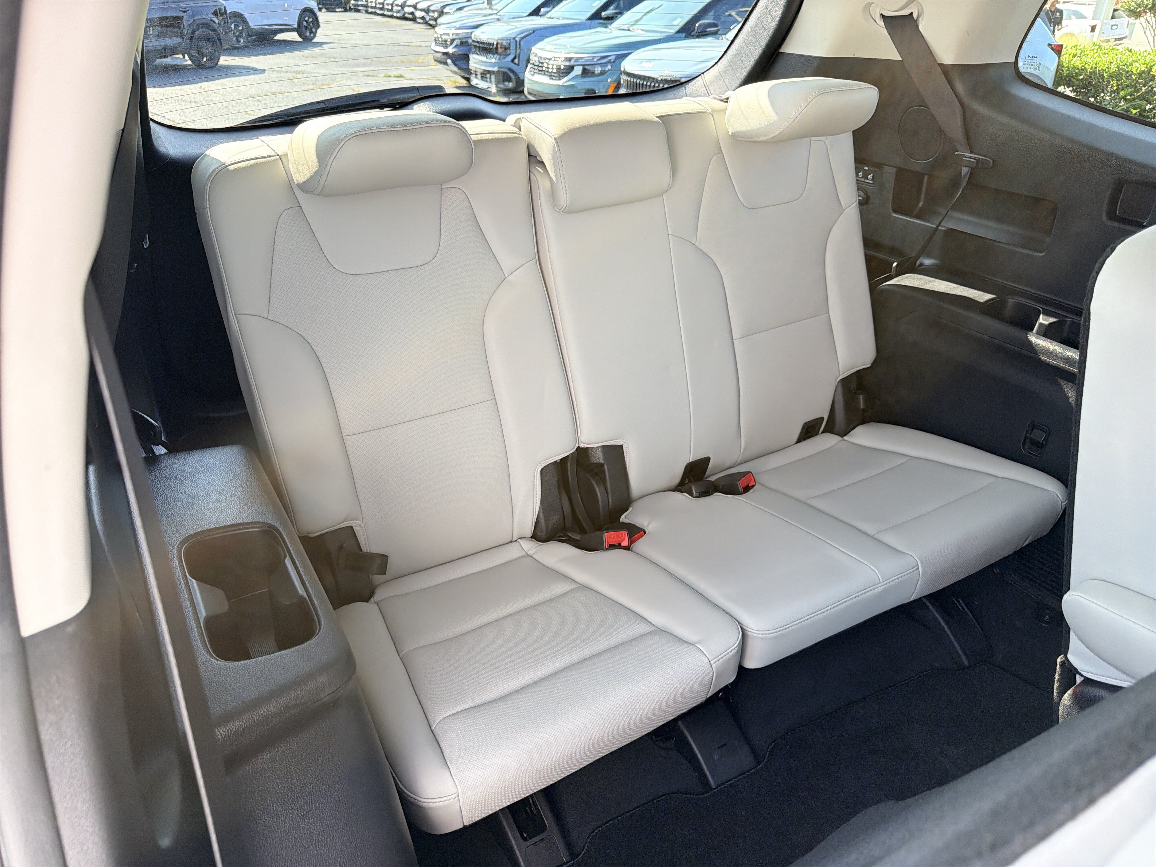 Used 2023 Kia Telluride S w/ S Sunroof Package FWD image 17