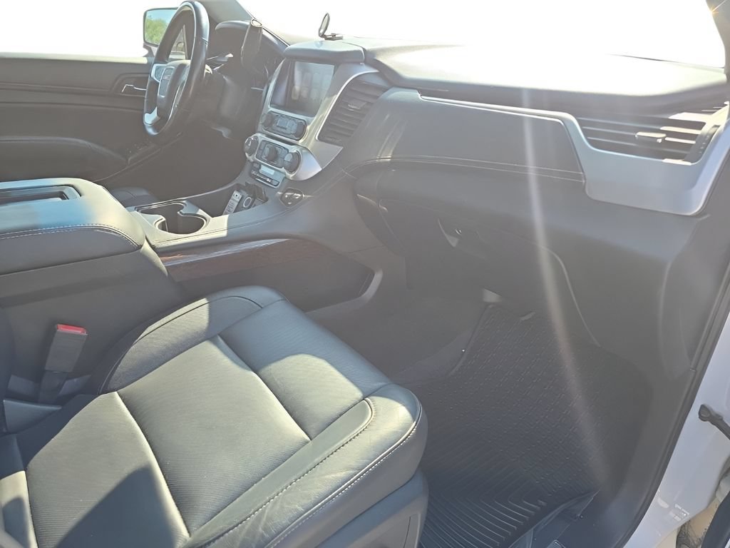 Used 2018 GMC Yukon SLT w/ Premium Edition AWD/4WD image 30