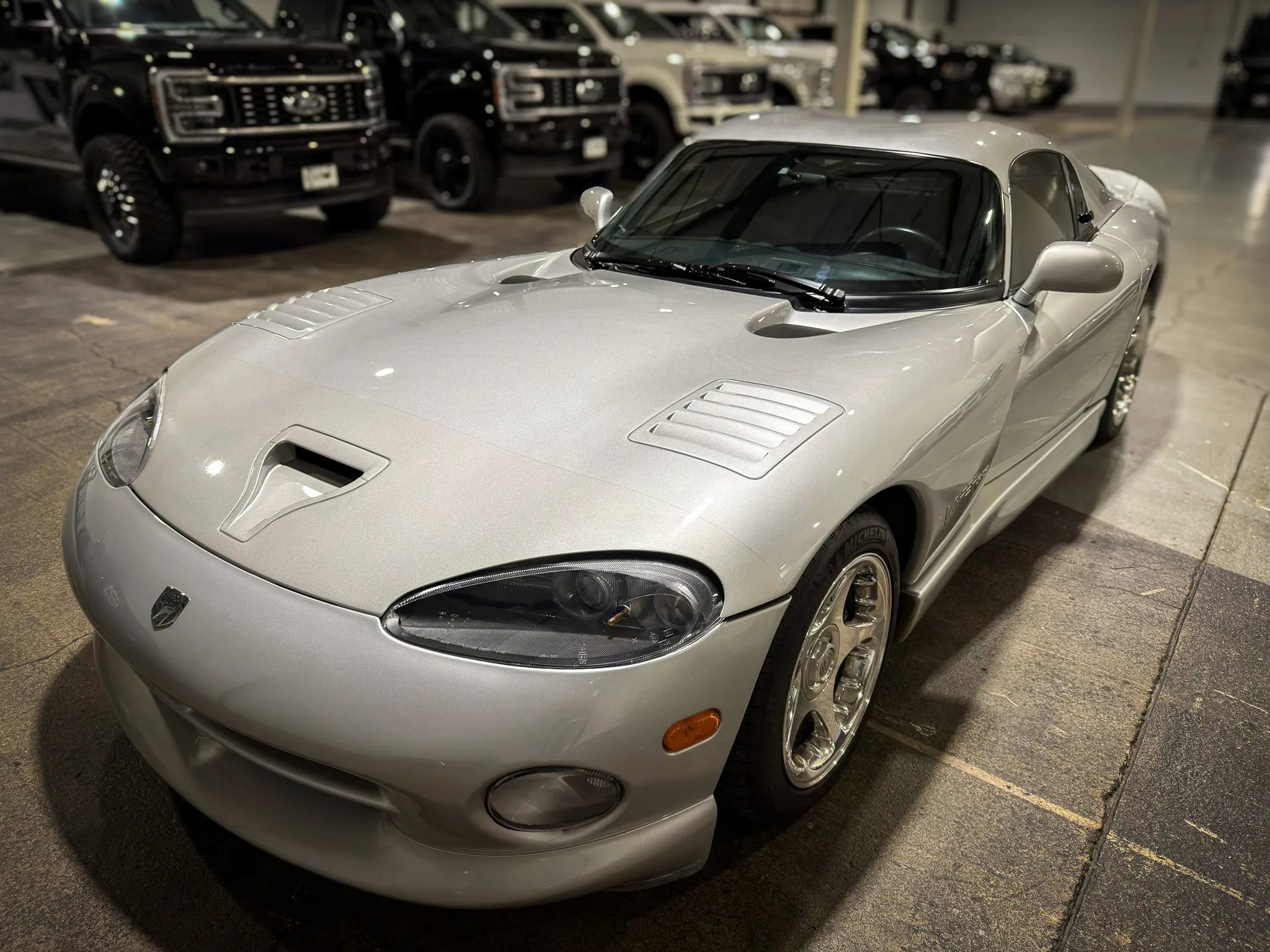Used 1998 Dodge Viper GTS RWD image 9