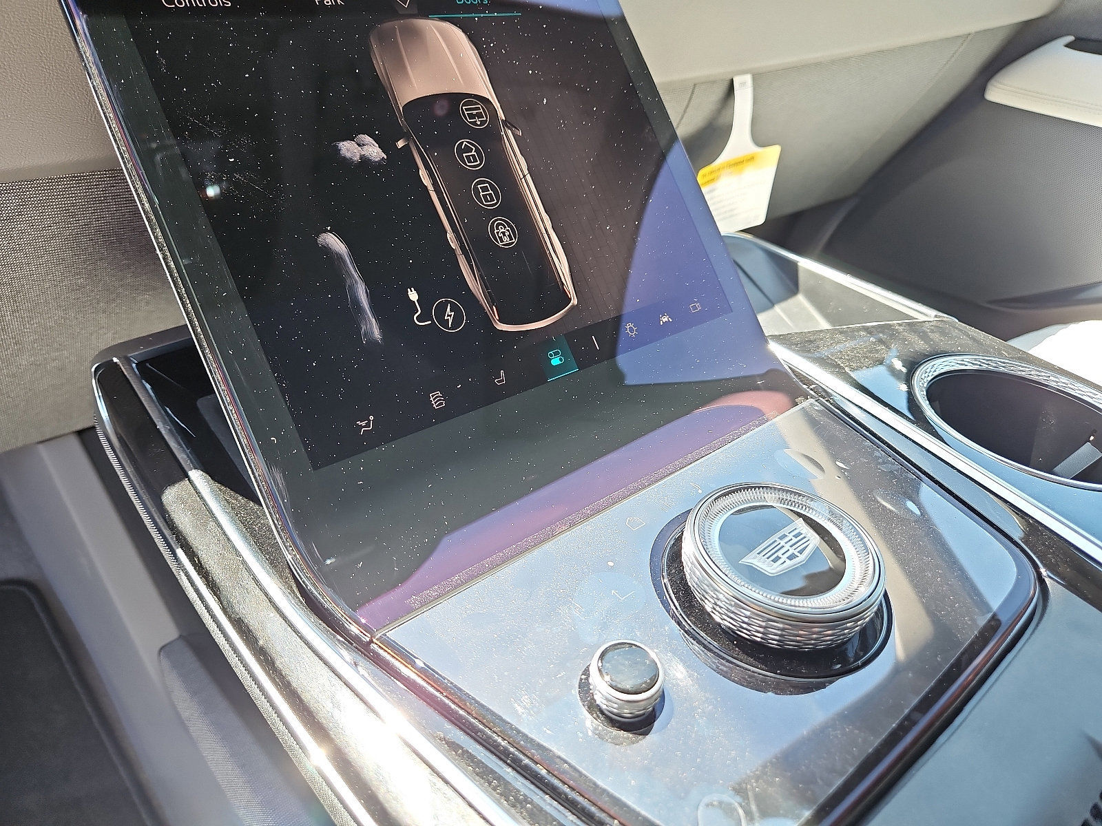 New 2025 Cadillac Escalade IQ Luxury 1 w/ Smart Trailering package image 22