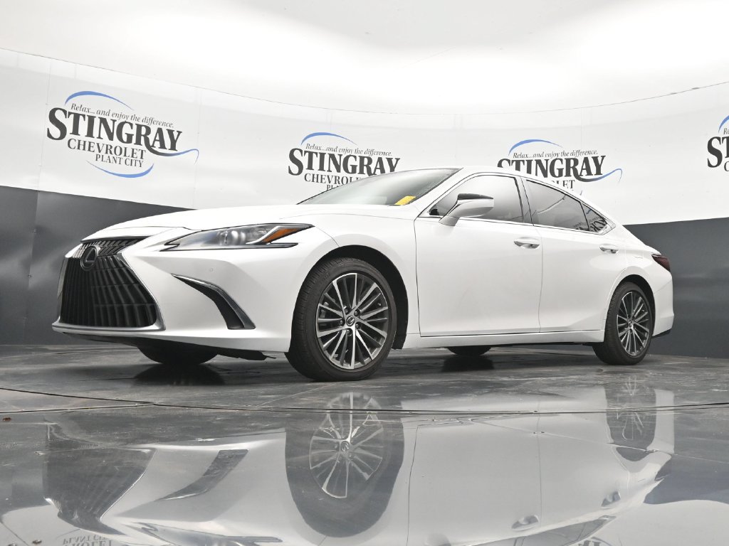 Used 2024 Lexus ES 350 w/ Premium Package FWD image 28