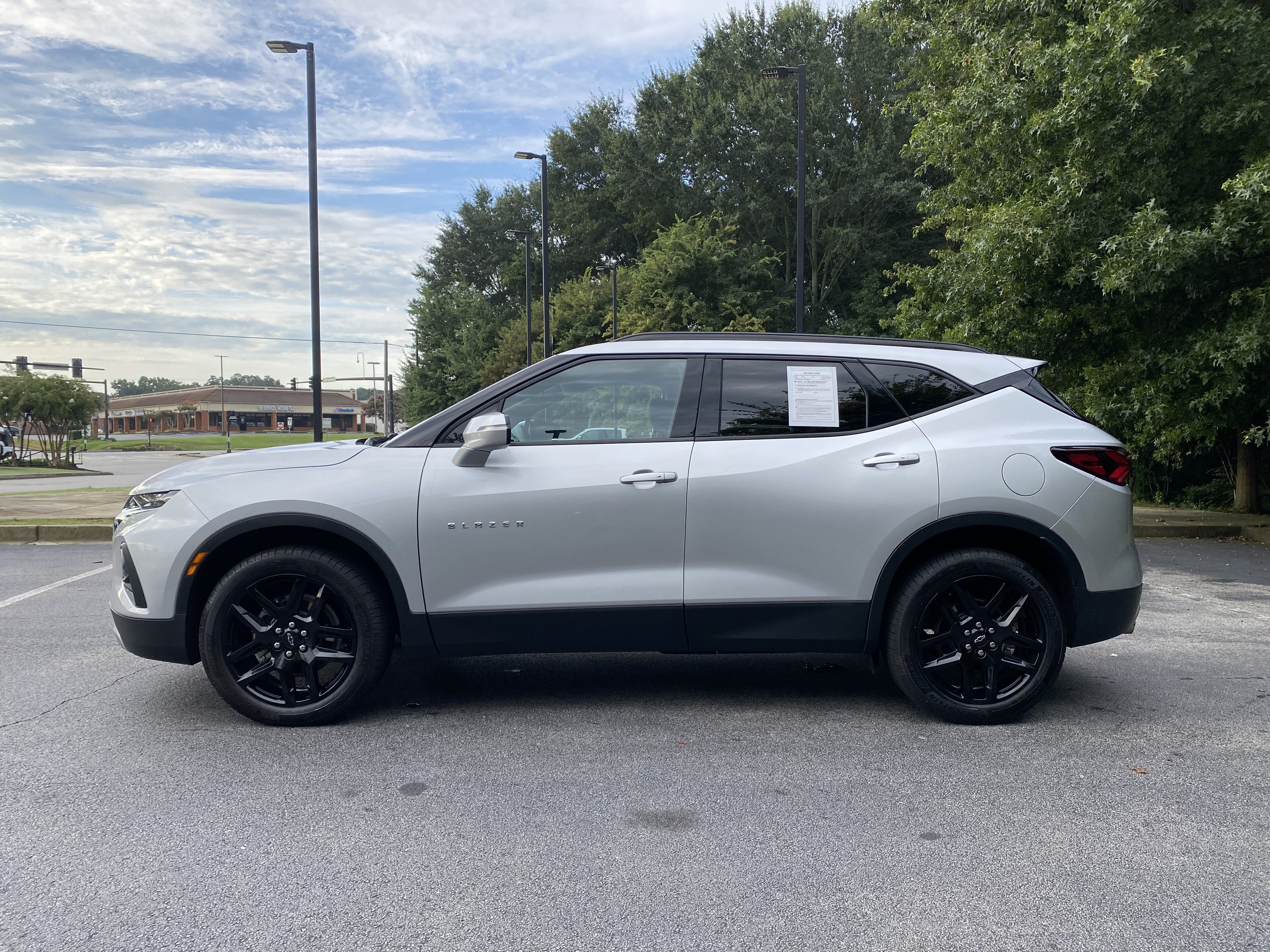 Used 2022 Chevrolet Blazer LT FWD image 6