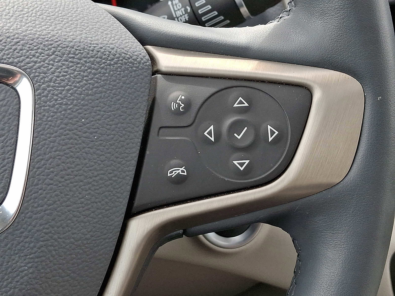Used 2023 GMC Terrain Denali w/ Denali Premium Package image 29