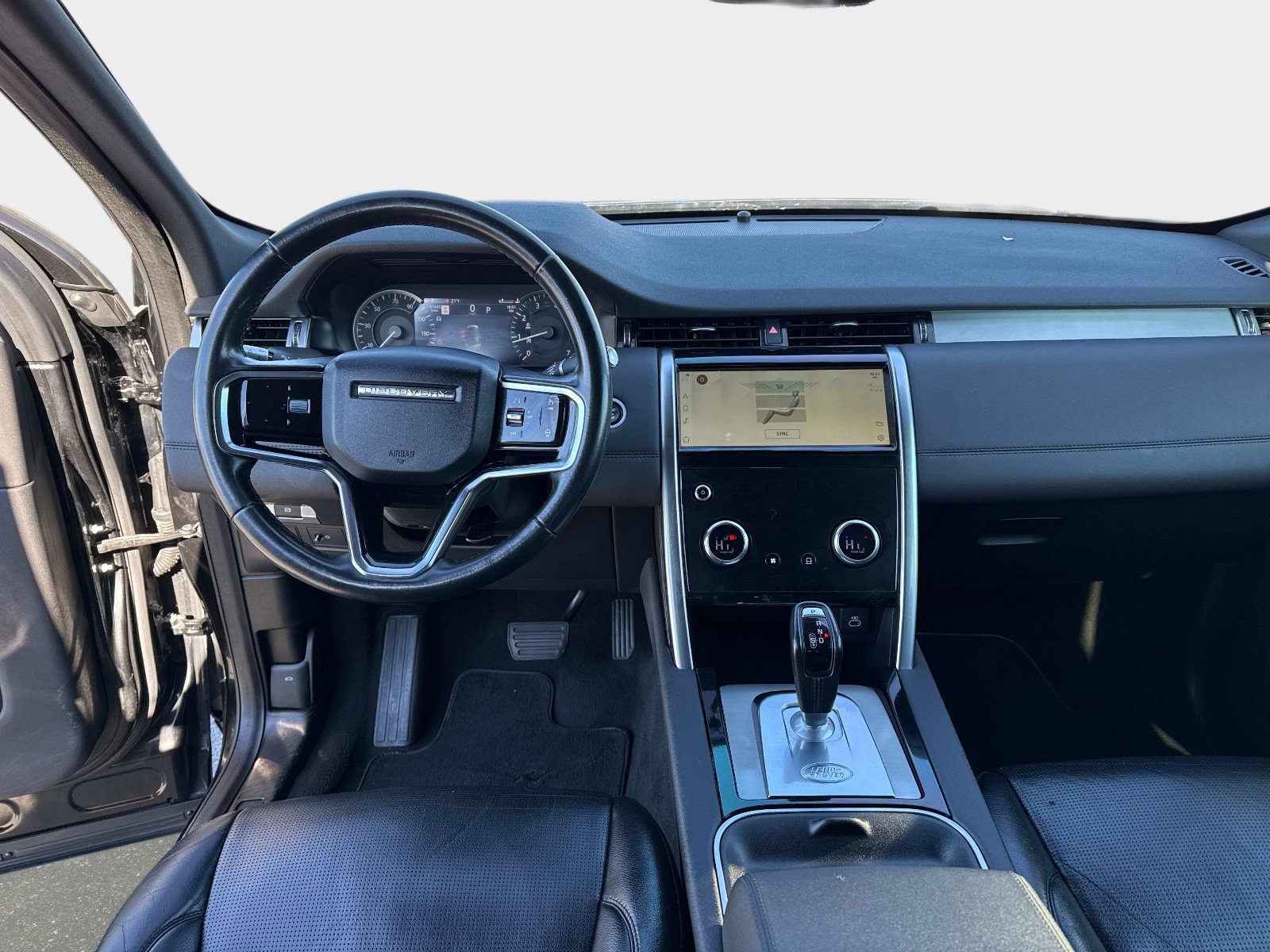 Used 2021 Land Rover Discovery Sport S image 18