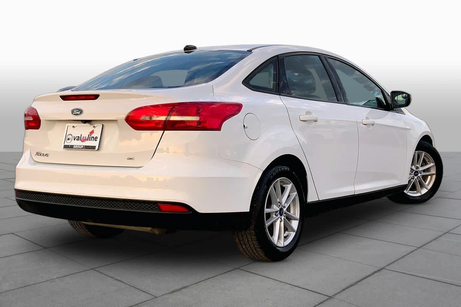 Used 2017 Ford Focus SE FWD image 13