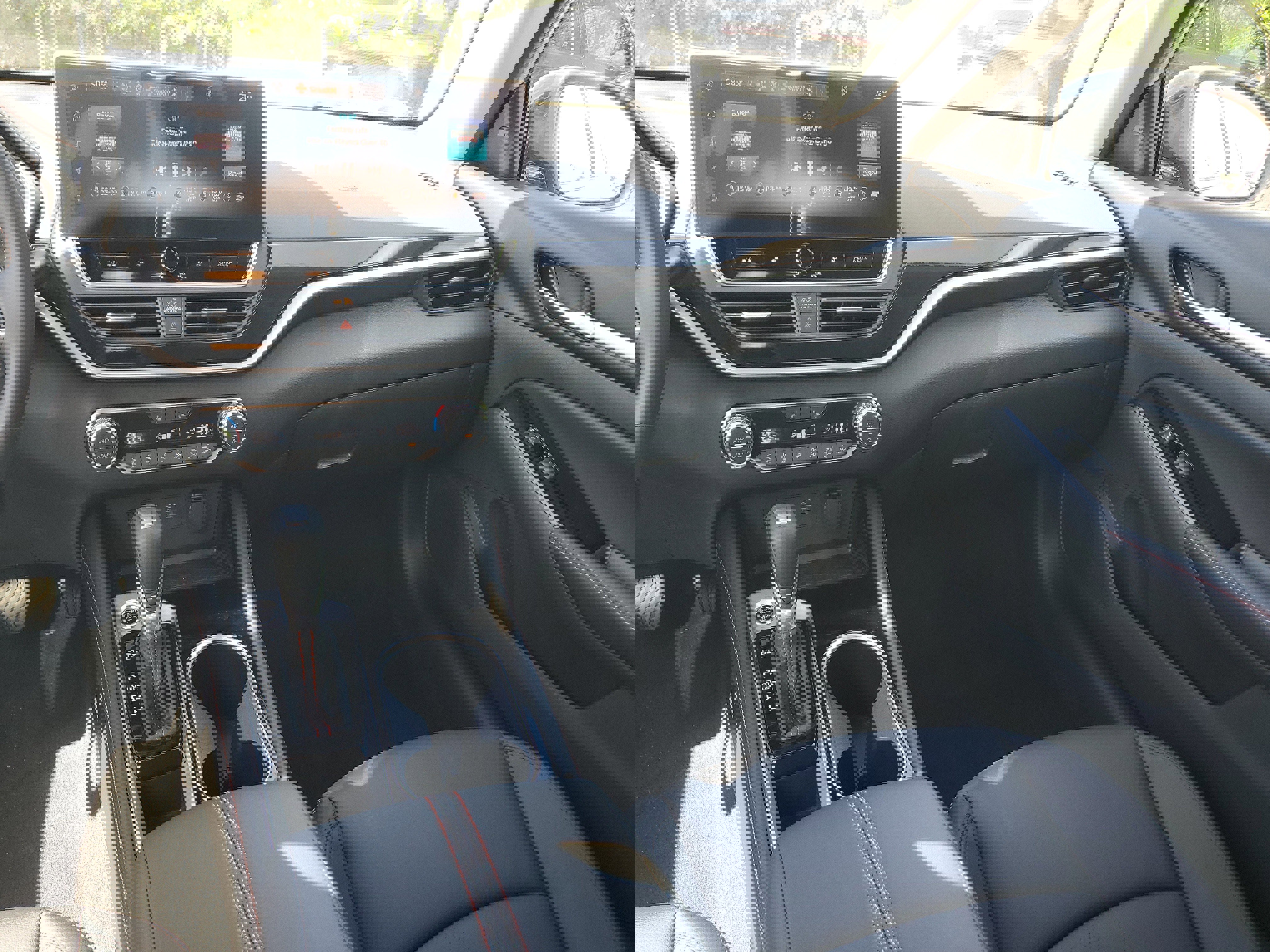 New 2025 Nissan Altima 2.5 SR w/ SR Premium Package image 14