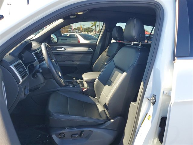 Used 2022 Volkswagen Atlas Cross Sport SEL R-Line image 14