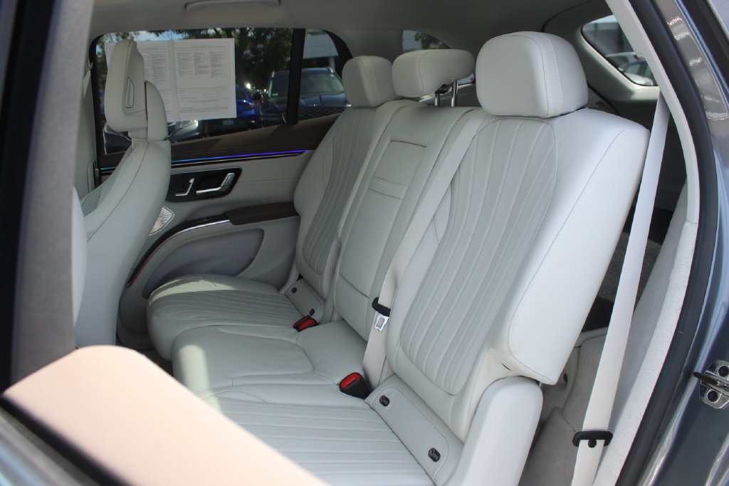 Used 2023 Mercedes-Benz EQS 450+ SUV image 20
