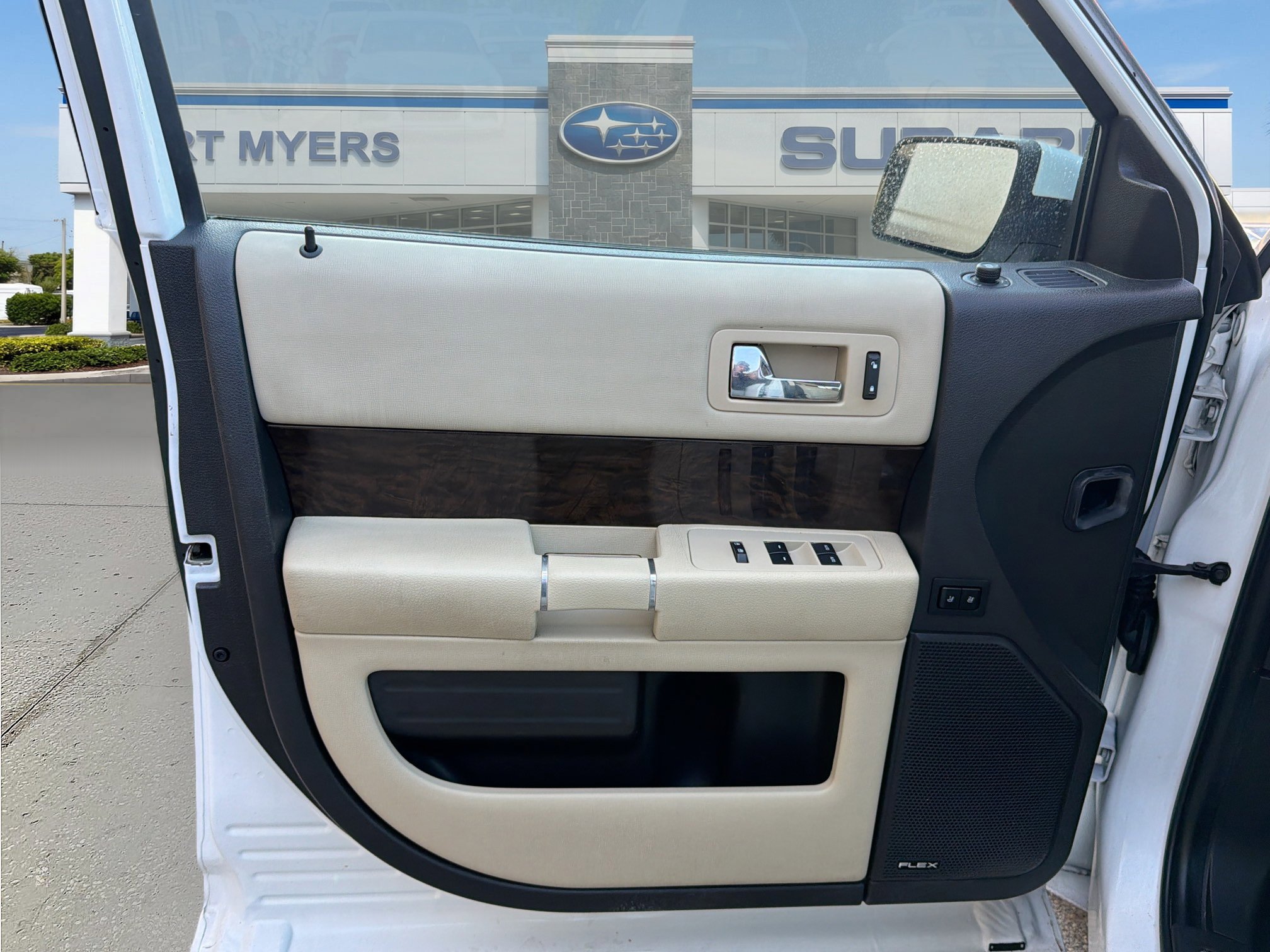 Used 2019 Ford Flex Limited image 23