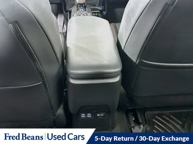 Used 2025 Toyota Prius Plug-In Hybrid FWD image 34