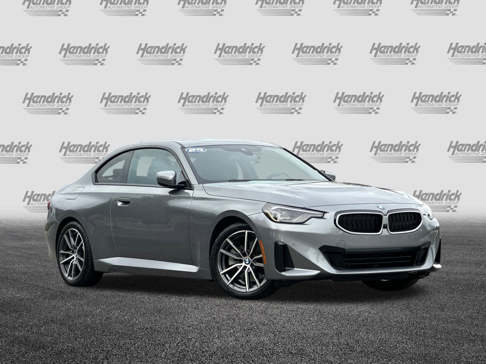 Used 2025 BMW 230i Coupe w/ Premium Package image 2
