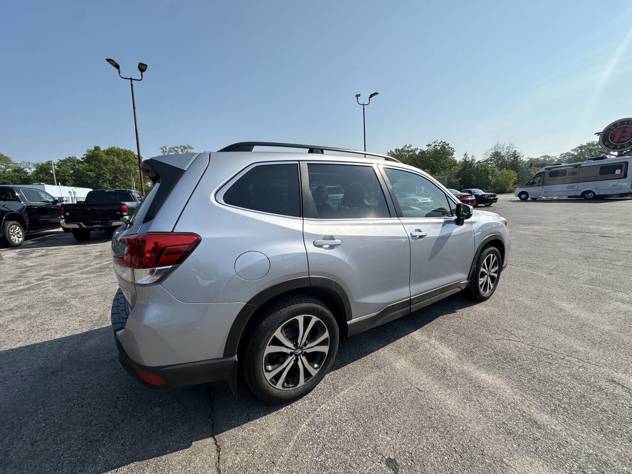 Used 2020 Subaru Forester Limited image 17
