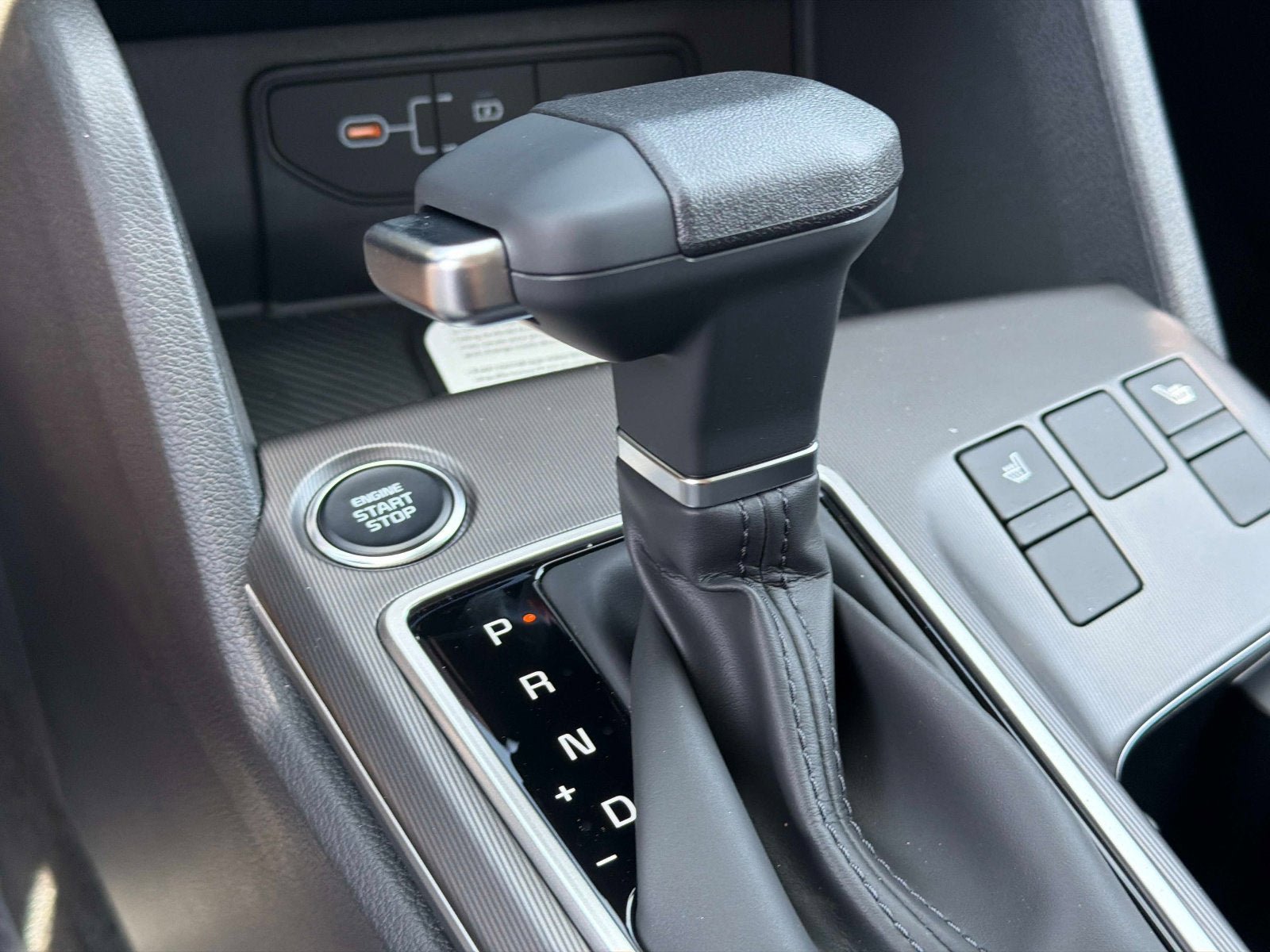 New 2026 Kia Sportage EX FWD image 23