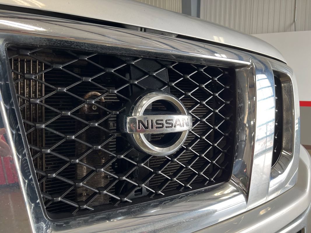 Used 2017 Nissan NV 3500 SV image 50